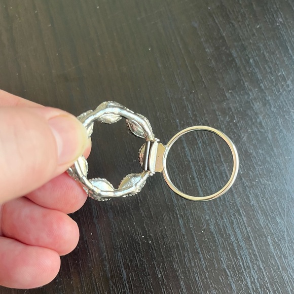 Vintage pins and scarf clips - Picture 7 of 9